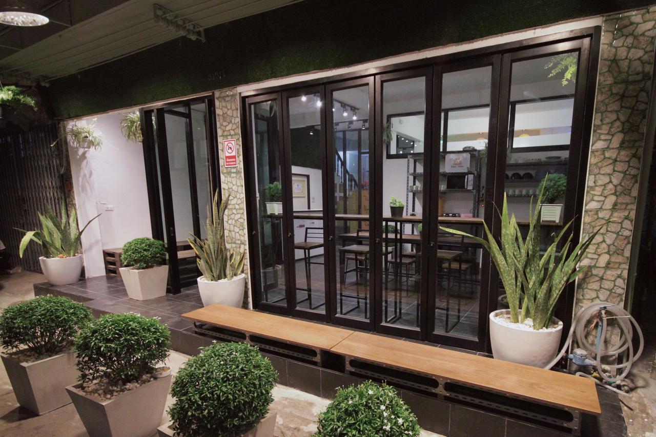 Mint Hostel Bangkok Dış mekan fotoğraf