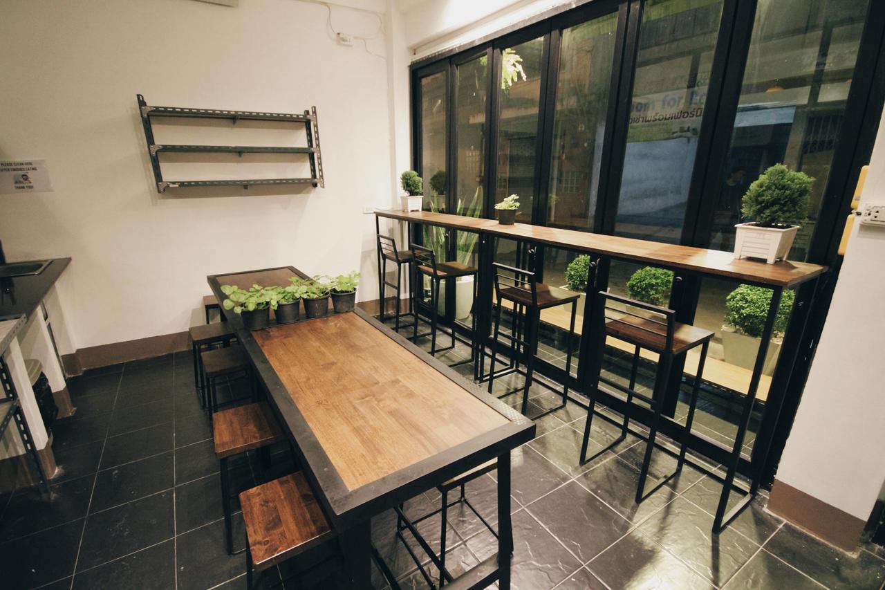 Mint Hostel Bangkok Dış mekan fotoğraf